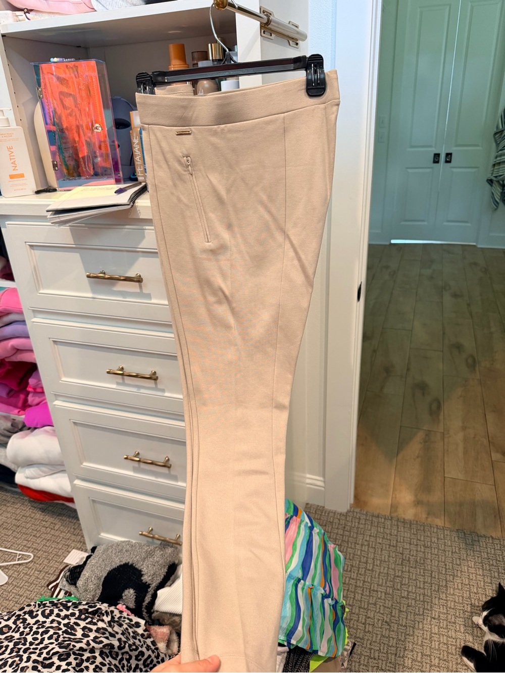 Tahari Women's Beige Straight-Leg Trousers